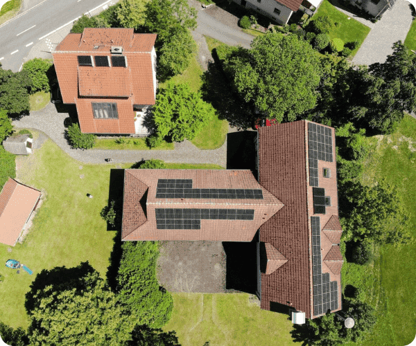 Photovoltaikanlage mit Batteriespeicher am Pfadfinderhaus Röderhaid
