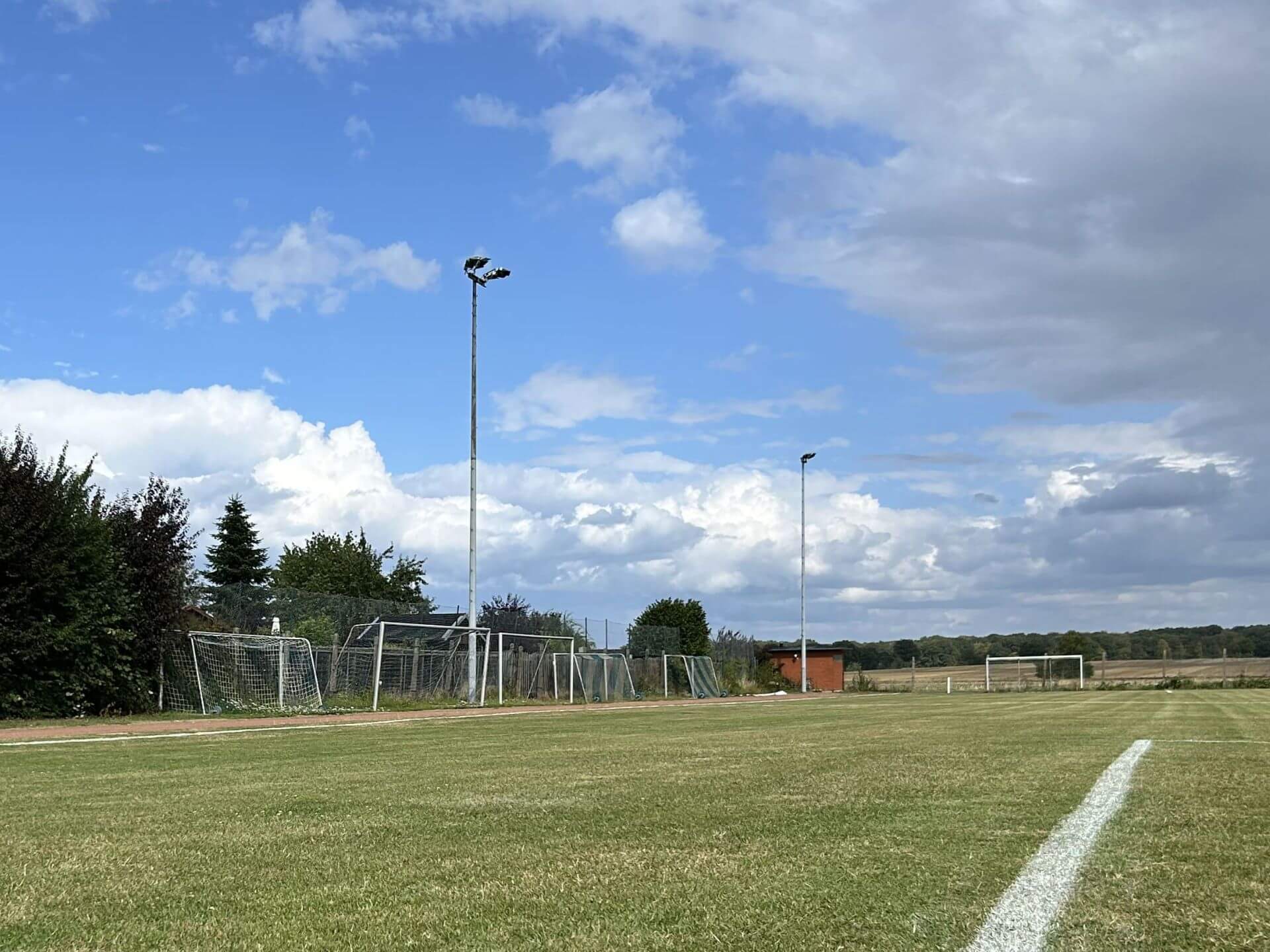 LED-Flutlichtanlage des TuSG Wiedensahl